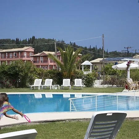 Chrysanthy Apartamento