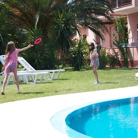 Apartamento Chrysanthy Sidárion