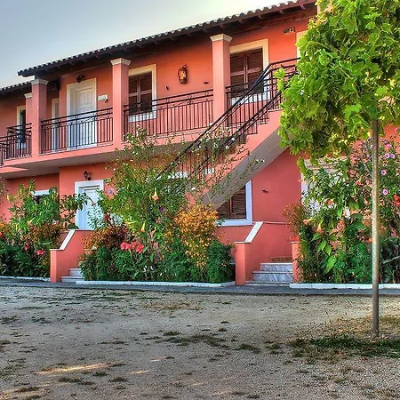 Chrysanthy Apartamento