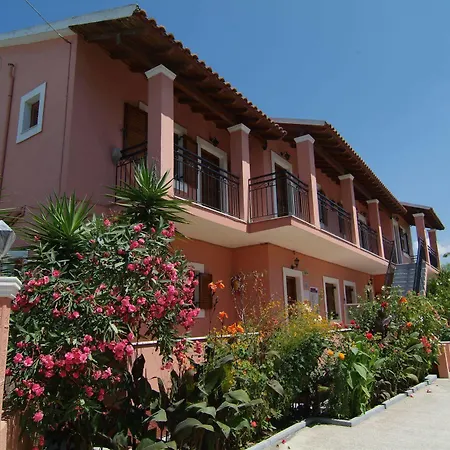 Chrysanthy Apartamento *