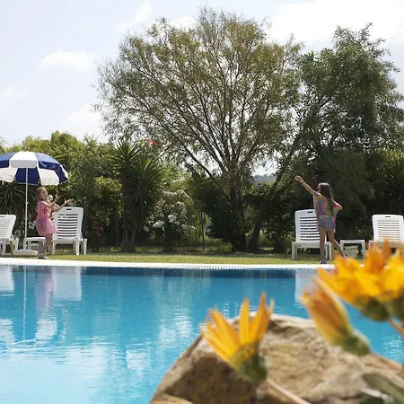 Chrysanthy Apartamento